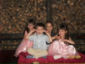 Аня Ліпська фотография #41 (источник - https://vk.com/id376647894)