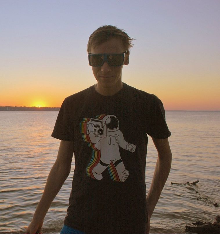 Пи Ка фотография #25